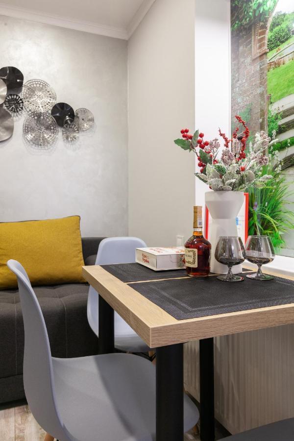 Alfa Apartments Kniazia Leva 2 利沃夫 外观 照片