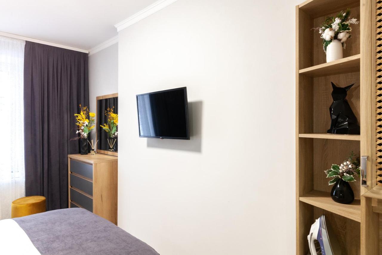 Alfa Apartments Kniazia Leva 2 利沃夫 外观 照片